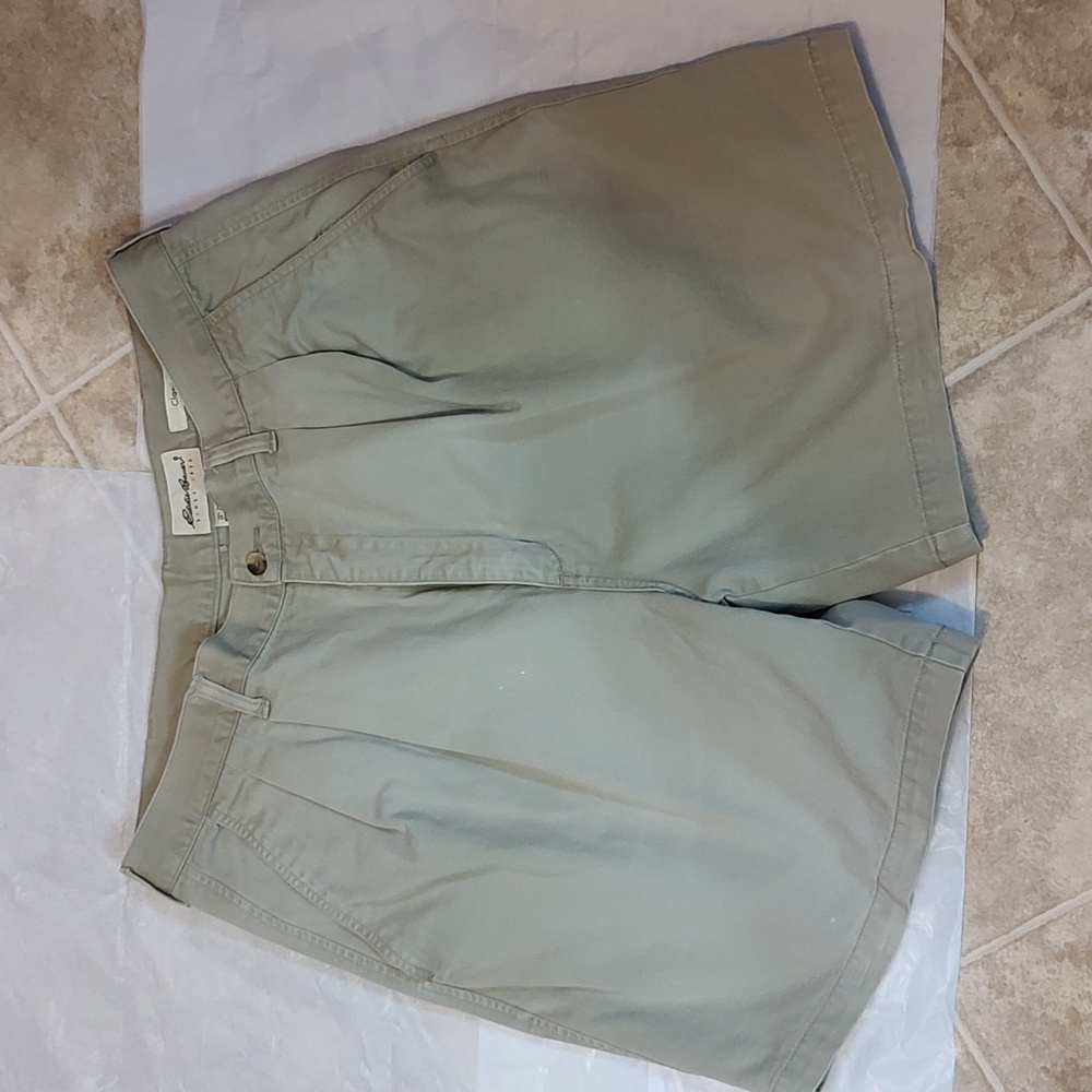 Eddie Bauer Size 38 Classic Fit Men's Shorts